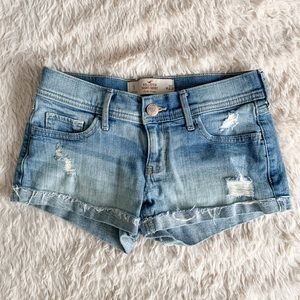 Hollister Jean Short Shorts